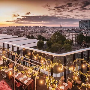 **** Hotel Novotel Porte Versailles France