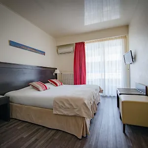 *** Hotel Comte De France